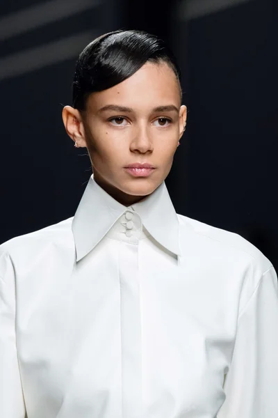 Look 9